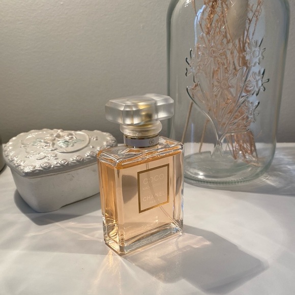 CHANEL Other - CHANEL Coco Mademoiselle Eau de Parfum